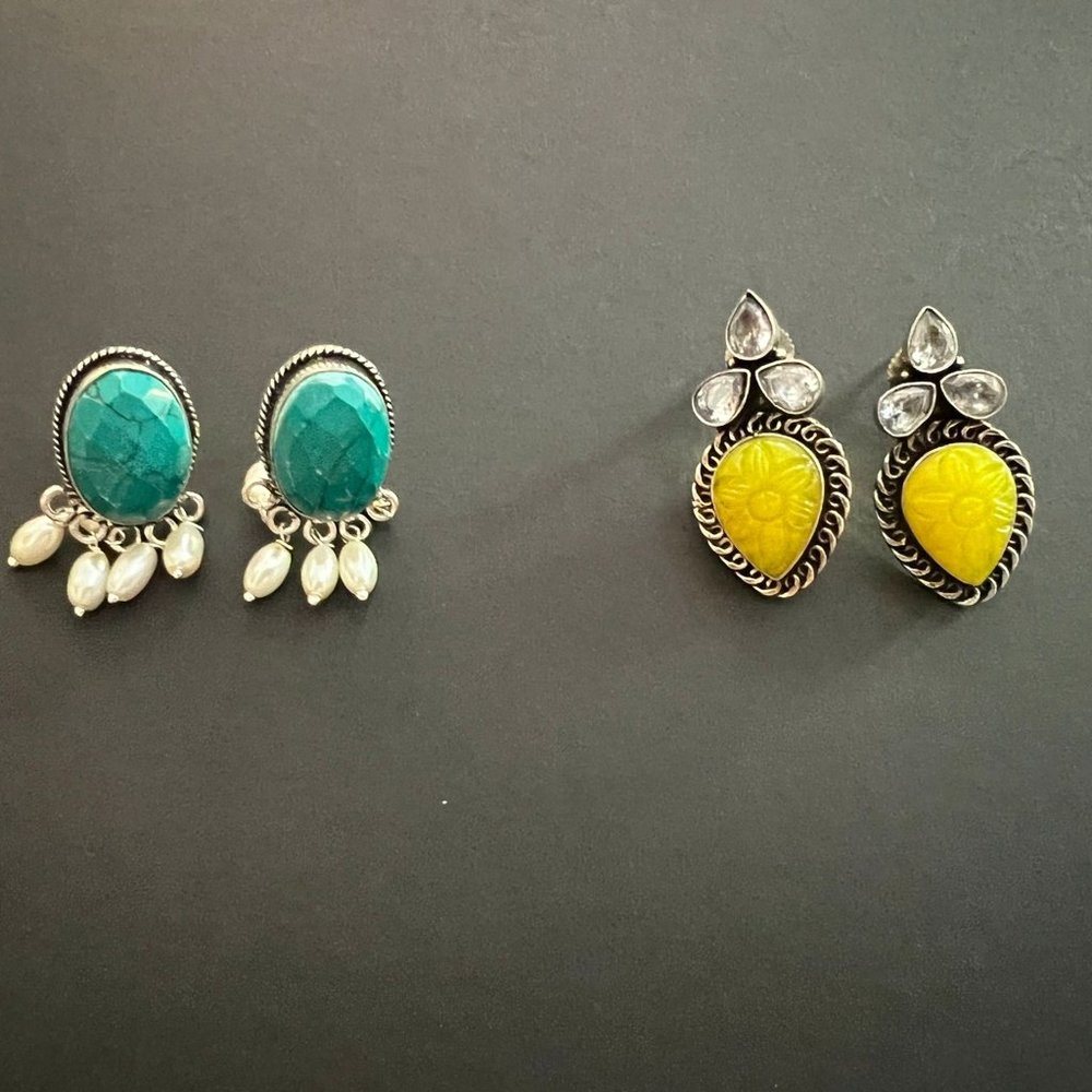 Oxidized silver earrings in green and yellow colored stones